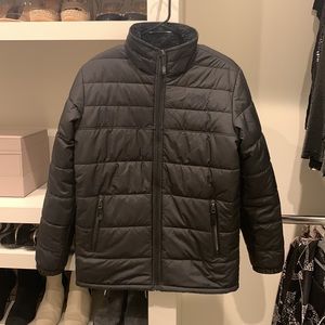 Boys North Face Garçons reversible jacket.